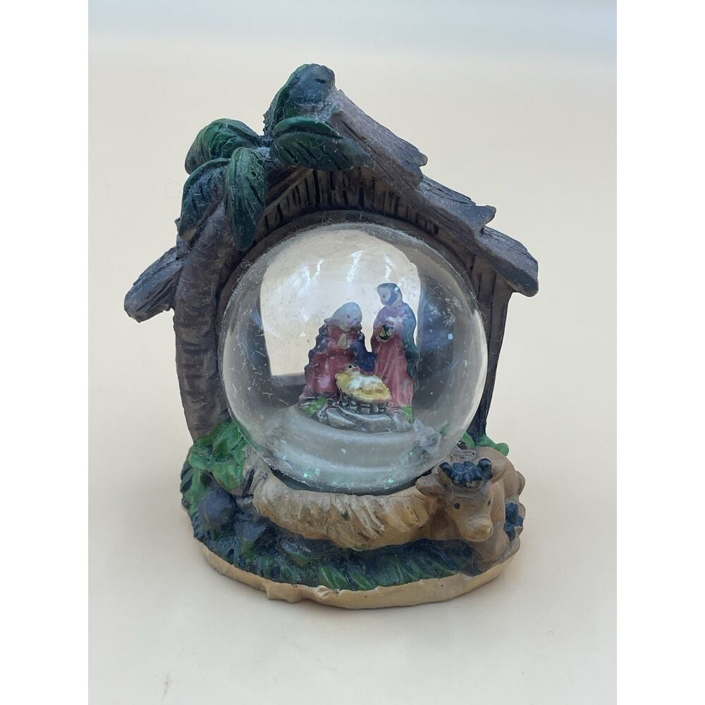 Glitter Globe Joseph Mary Baby Jesus Christmas